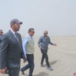 محافظ ذي قار يتفقد مشروع معالجة الكثبان الرملية ويعلن اقتراب إنجاز المرحلة الأولى بنسبة 95%